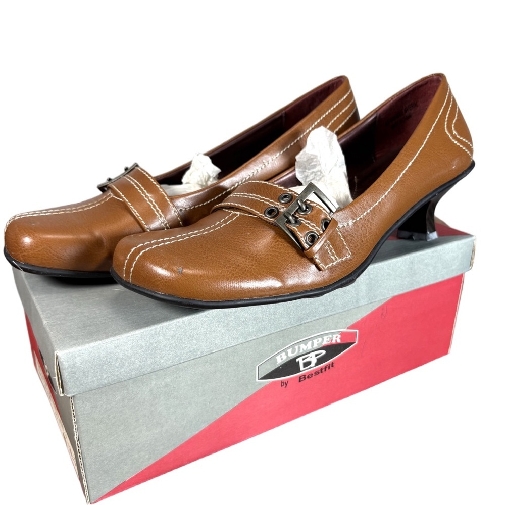 Bumper Bestfit Light Brown Kitten Heel Loafers Buckle Detail Sz 8.5